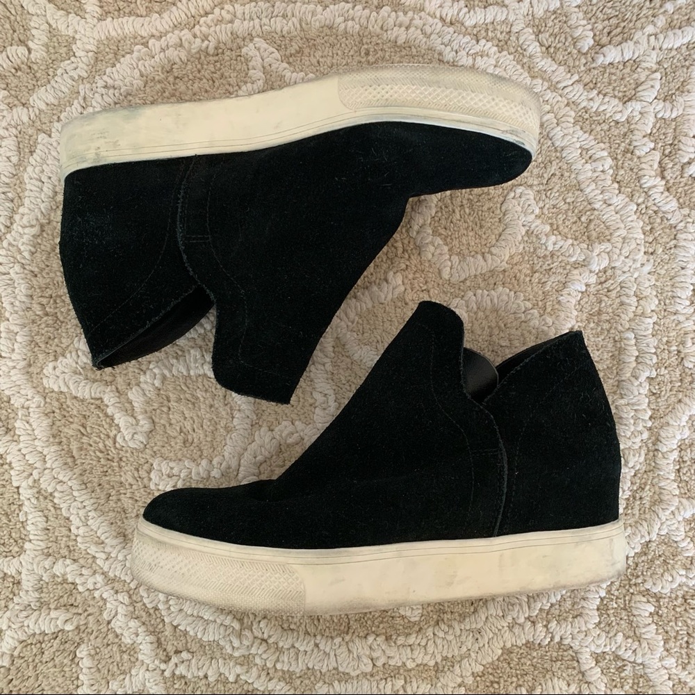 Steve Madden Wrangle Black Suede Platform High Top Ankle Booties